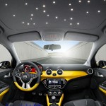 Mit eingebautem Sternenhimmel-Opel Adam