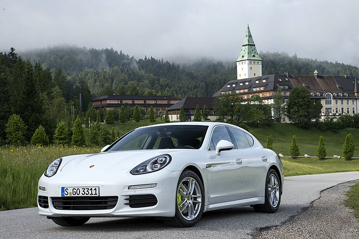 Top gestylt ins Weekend:Porsche Panamera